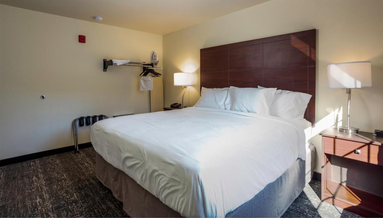 Cobblestone Inn & Suites - Brookville Esterno foto