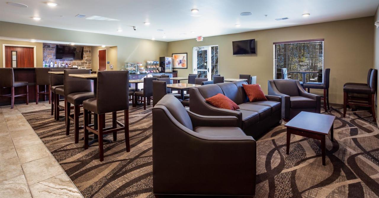 Cobblestone Inn & Suites - Brookville Esterno foto