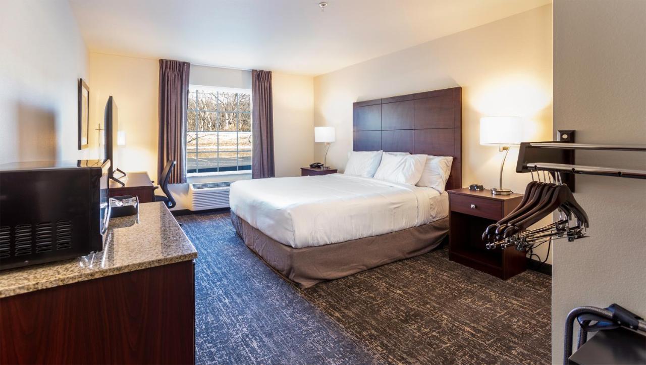 Cobblestone Inn & Suites - Brookville Esterno foto