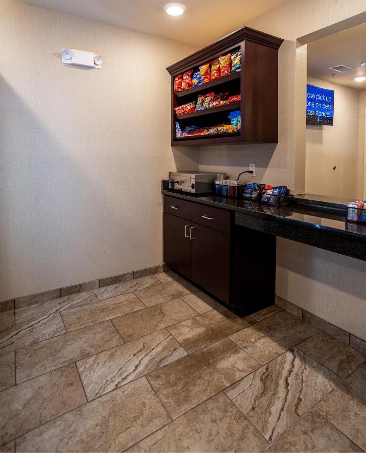 Cobblestone Inn & Suites - Brookville Esterno foto
