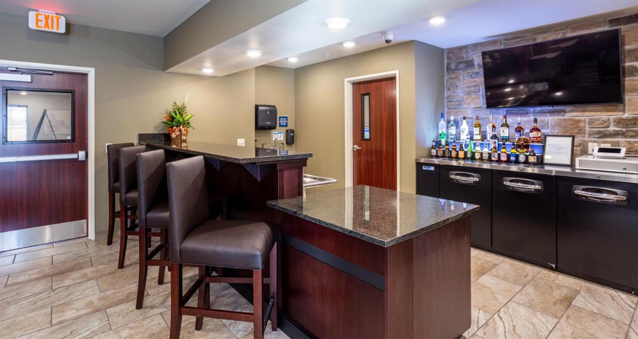 Cobblestone Inn & Suites - Brookville Esterno foto